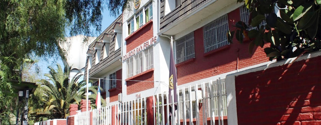 Frontis del Colegio San Felipe